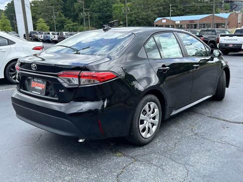 New 2026 Toyota Corolla LE FWD image 3