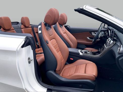 Used 2018 Mercedes-Benz C 300 Cabriolet image 8