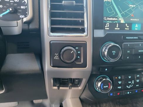 Used 2018 Ford F250 Lariat w/ Chrome Package image 23