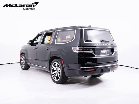 Used 2022 Jeep Grand Wagoneer Series III w/ Rear Seat Video Group 1 image 3