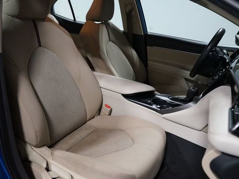 Certified 2020 Toyota Camry LE FWD image 24