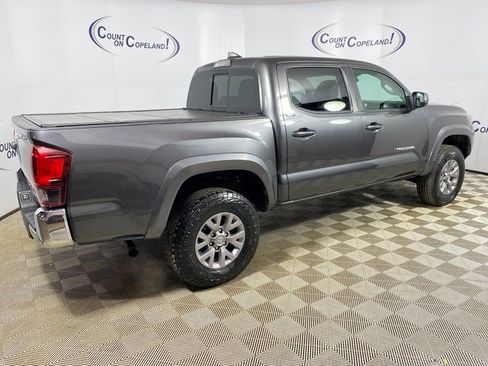Used 2018 Toyota Tacoma SR5 image 7