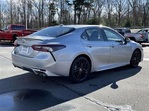 Used 2024 Toyota Camry XSE image 5