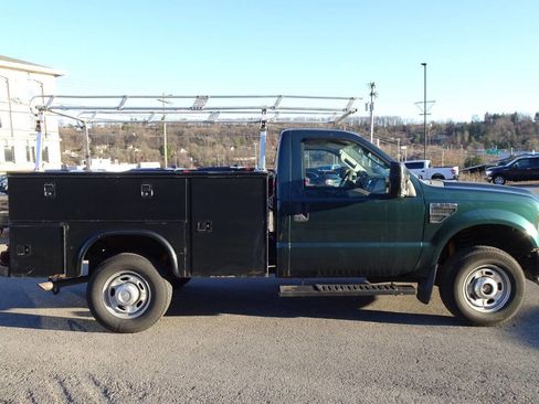 Used 2009 Ford F350 XL image 5