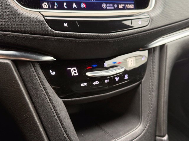Used 2024 Cadillac XT5 Sportv w/ Technology Package AWD/4WD image 16