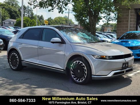 Used 2024 Hyundai Ioniq 5 Limited image 7