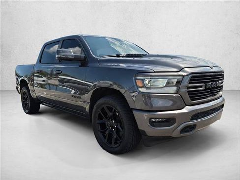 Used 2023 RAM 1500 Laramie AWD/4WD image 3