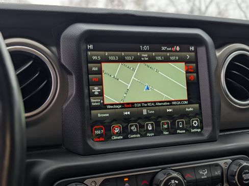 Used 2020 Jeep Gladiator Rubicon image 21