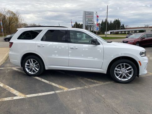 Used 2024 Dodge Durango GT image 6