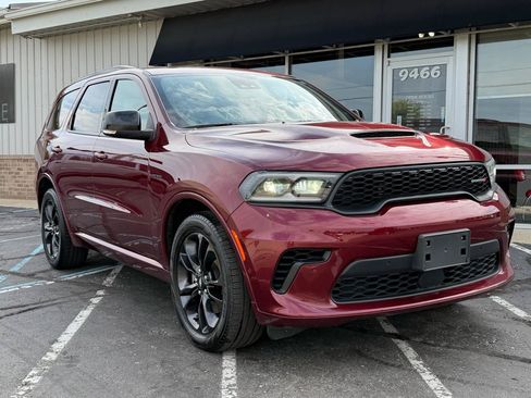 Used 2025 Dodge Durango R/T w/ Blacktop Package AWD/4WD image 8