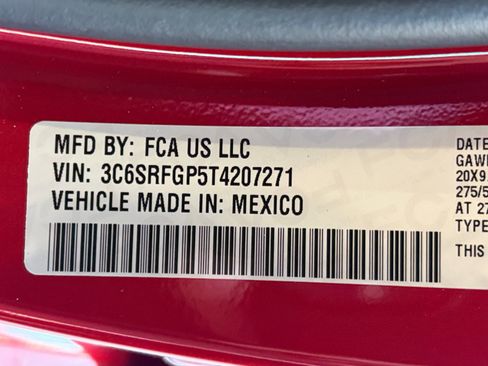 New 2026 RAM 1500 Express AWD/4WD image 34