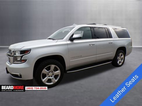Used 2018 Chevrolet Suburban Premier image 3