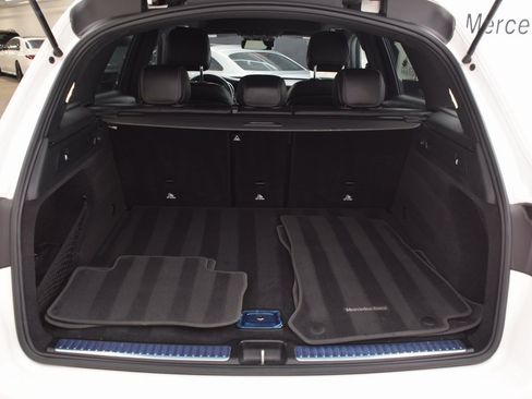 Used 2022 Mercedes-Benz GLC 300 image 33