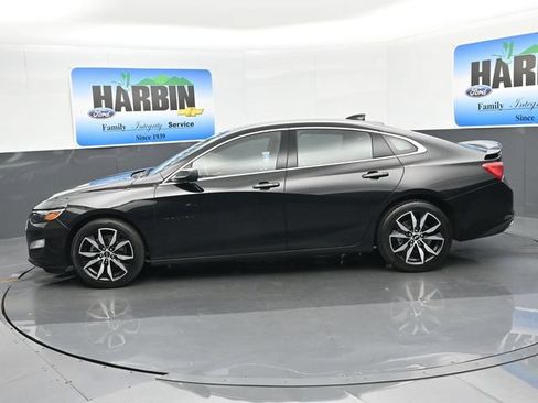 Used 2022 Chevrolet Malibu RS FWD image 2