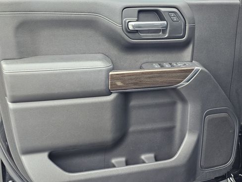 Used 2019 Chevrolet Silverado 1500 RST w/ All-Star Edition image 10