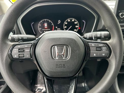 Used 2023 Honda Pilot LX image 28