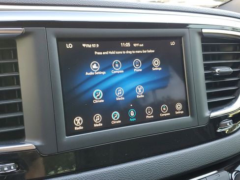 Used 2020 Chrysler Pacifica Touring w/ S Appearance Package image 26