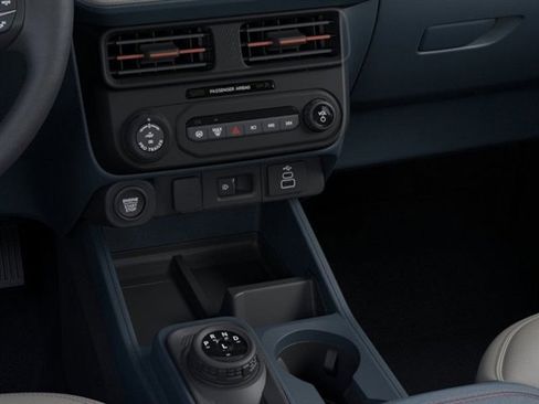 New 2026 Ford Maverick Lariat image 16