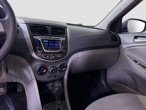 Used 2016 Hyundai Accent SE FWD image 30