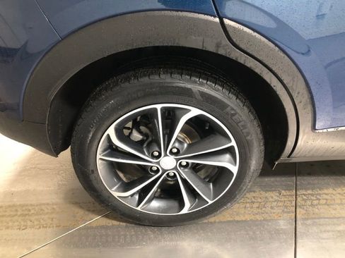 Used 2021 Buick Encore GX Select AWD/4WD image 10