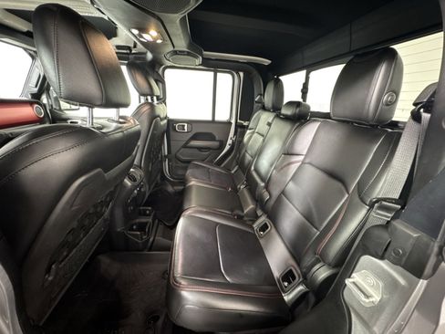 Used 2020 Jeep Gladiator Rubicon image 24