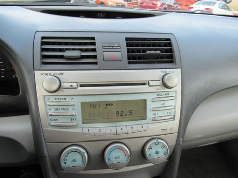 Used 2009 Toyota Camry image 17