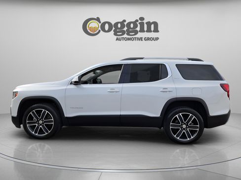 Used 2023 GMC Acadia SLT w/ Technology Package image 2
