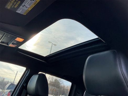 Used 2022 Toyota Tacoma TRD Sport w/ TRD Premium Sport Package image 21