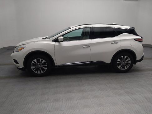 Used 2017 Nissan Murano SV image 2