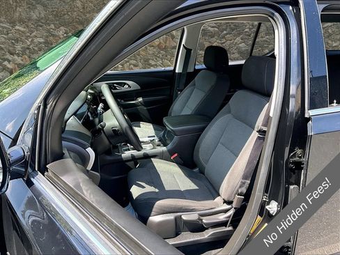 Used 2020 Chevrolet Traverse LS AWD/4WD image 20