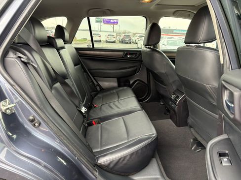 Used 2017 Subaru Outback 2.5i Limited image 20