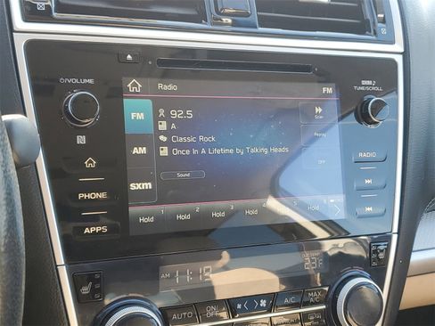 Used 2019 Subaru Outback 2.5i Premium image 27