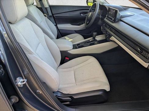 Certified 2025 Honda Accord SE image 21