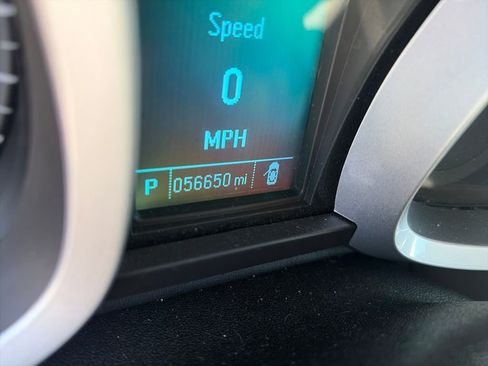Used 2017 Chevrolet Equinox LT w/ Convenience Package FWD image 19