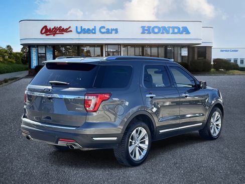 Used 2019 Ford Explorer Limited w/ Class III Trailer Tow Package image 5