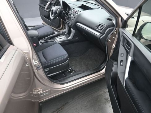 Used 2014 Subaru Forester 2.5i Premium w/ Popular Package #2 image 17