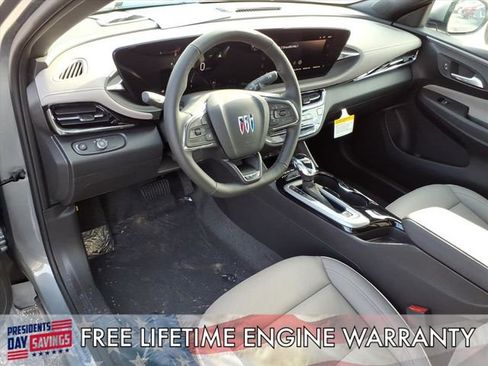 New 2026 Buick Envista Avenir image 3