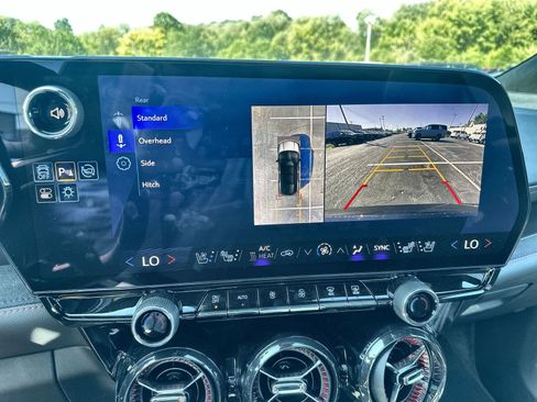 New 2025 Chevrolet Blazer EV RS image 14