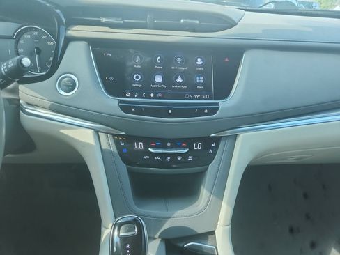 Used 2021 Cadillac XT5 Premium Luxury w/ LPO, Floor Liner Package FWD image 5