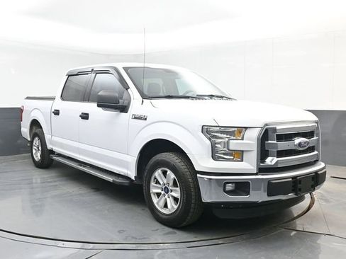 Used 2016 Ford F150 XLT image 2