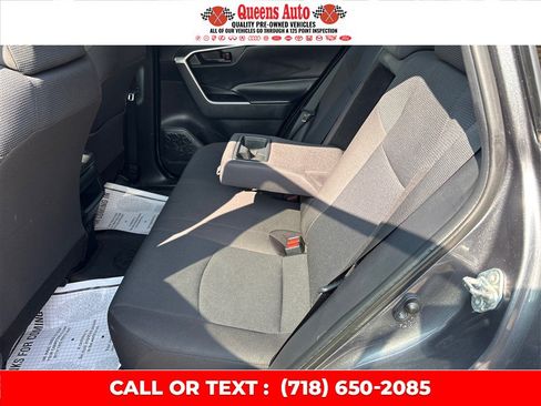 Used 2019 Toyota RAV4 LE w/ All Weather Liner Package AWD/4WD image 11