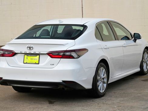 Used 2022 Toyota Camry LE FWD image 44