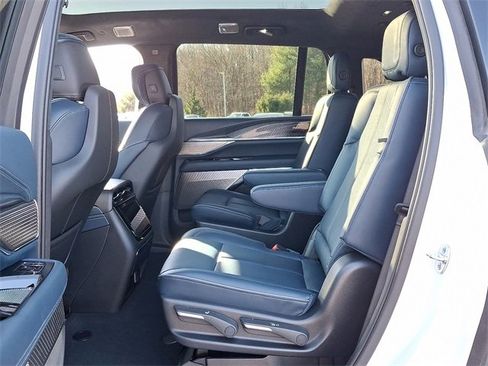 New 2025 Cadillac Escalade IQ Luxury 2 image 10