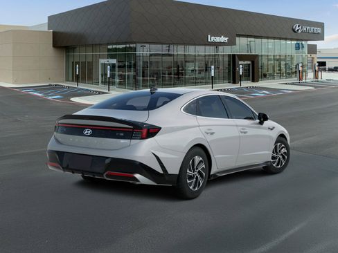 New 2026 Hyundai Sonata Blue image 5