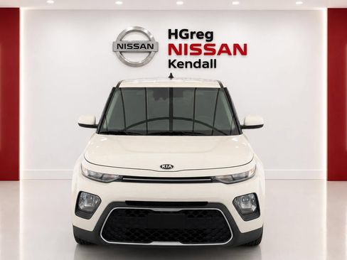 Used 2020 Kia Soul S FWD image 3