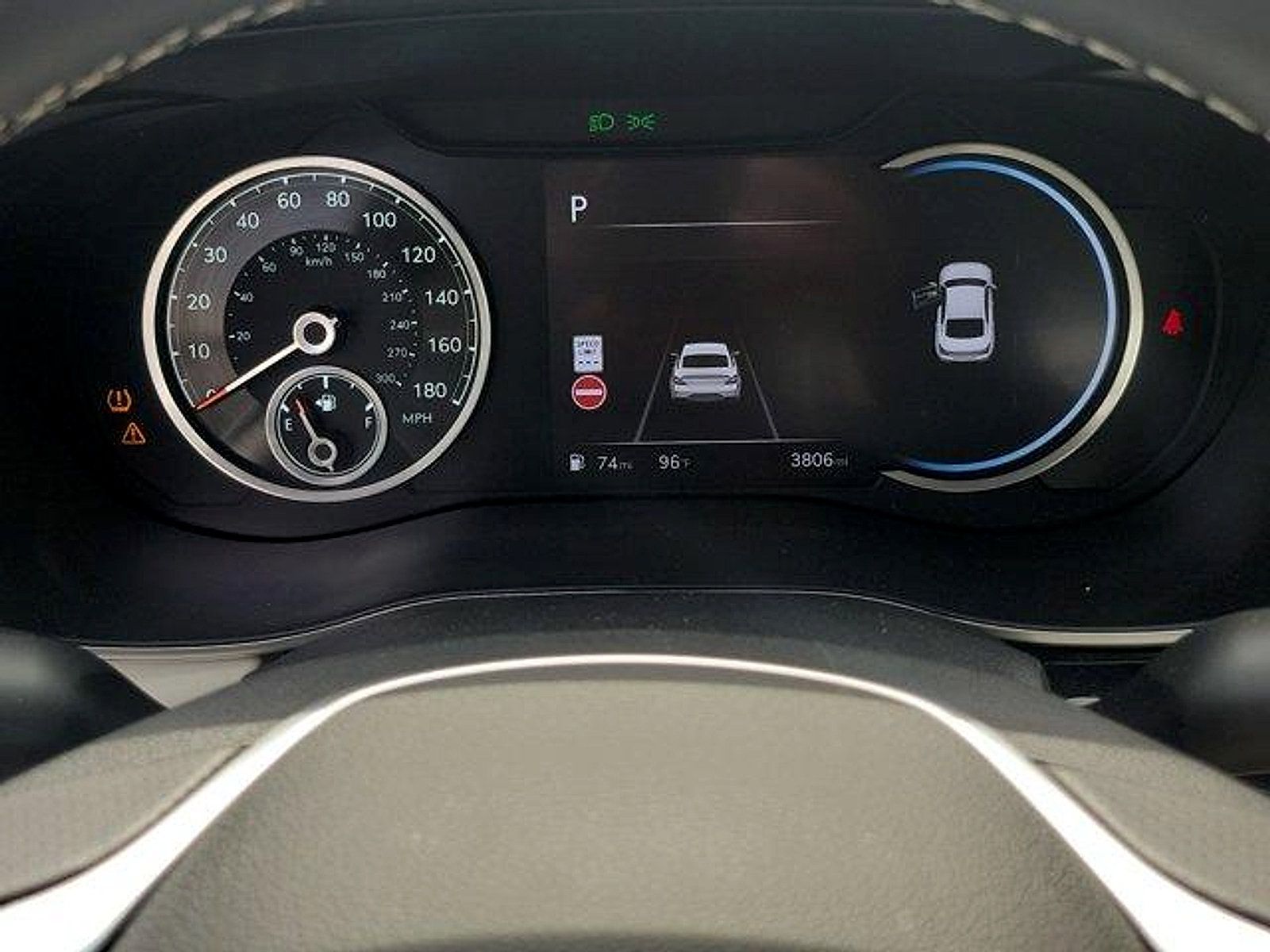 Used 2025 Genesis G70 2.5T RWD image 24