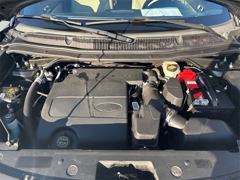 Used 2016 Ford Explorer XLT w/ Equipment Group 201A image 22