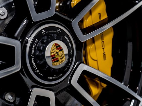 Used 2022 Porsche 911 Turbo S image 30