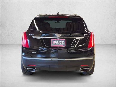 Used 2018 Cadillac XT5 AWD image 6