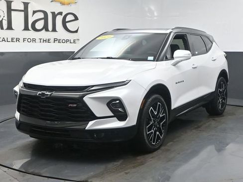 Used 2023 Chevrolet Blazer RS w/ Driver Confidence II Package FWD image 33